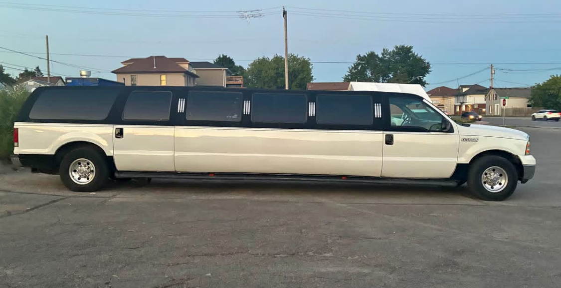 Roblin Lake Limo